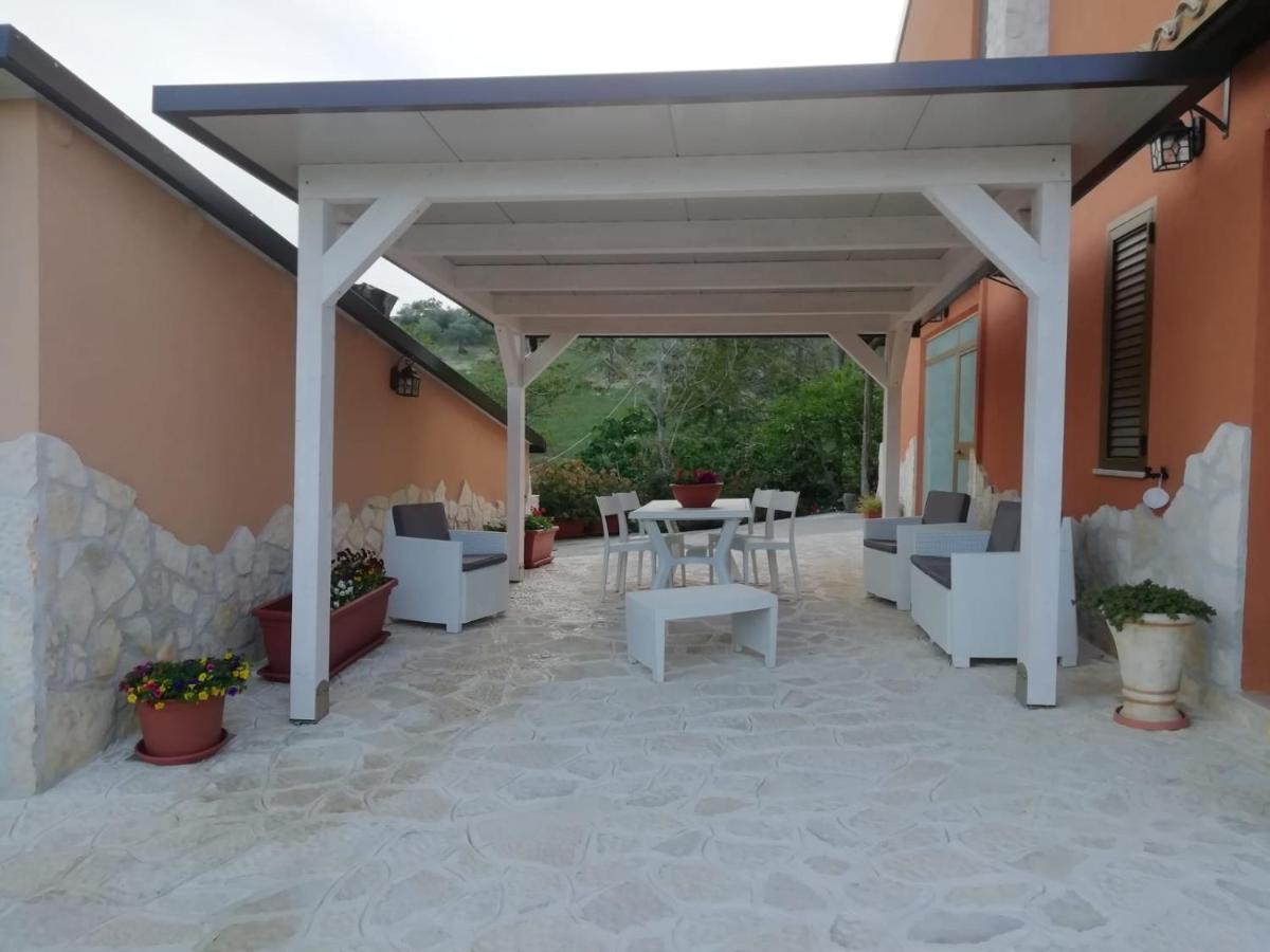 La Casa Del Nonno Bed & Breakfast Spoltore Ngoại thất bức ảnh