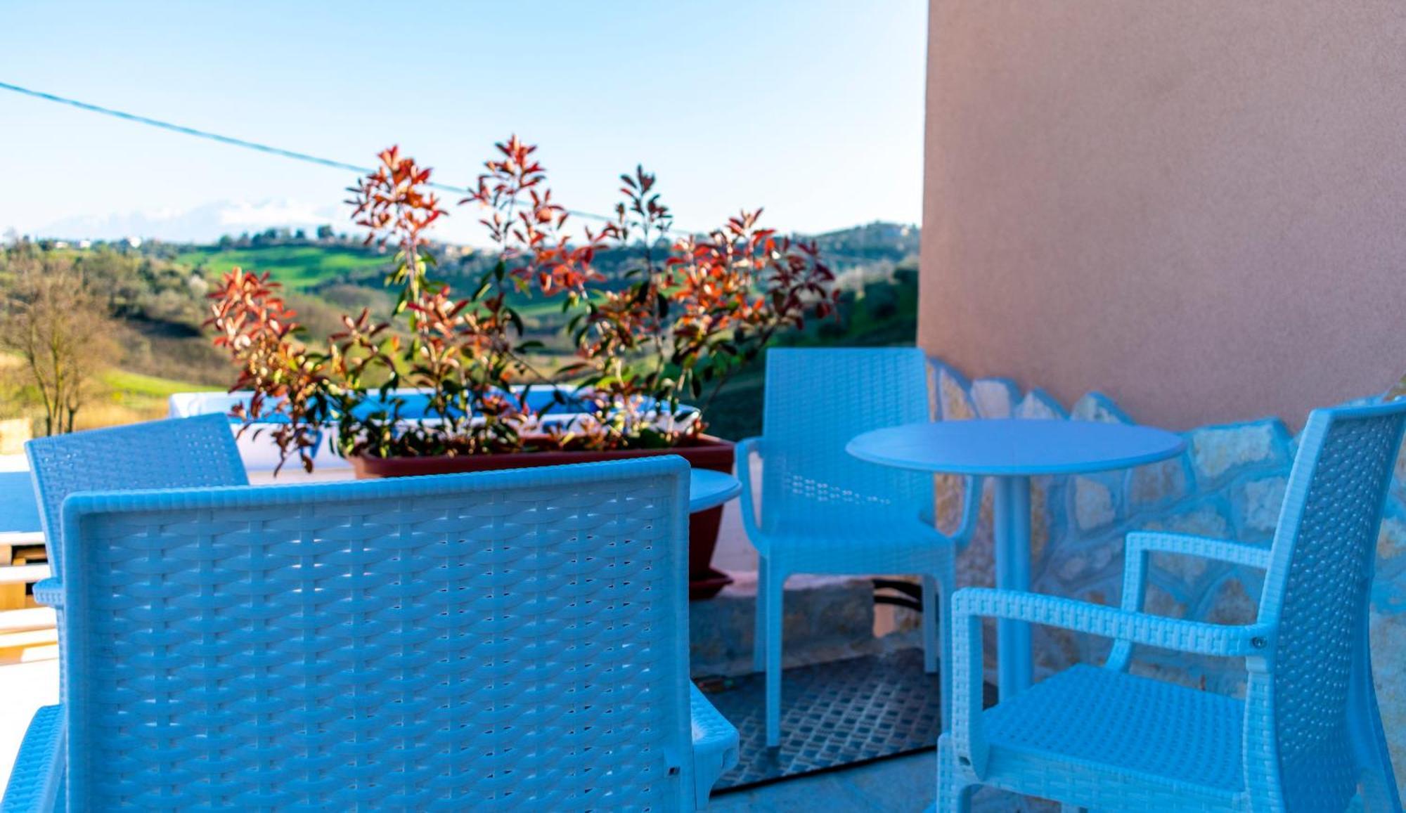 La Casa Del Nonno Bed & Breakfast Spoltore Ngoại thất bức ảnh